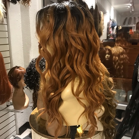 Wig Warm honey brown ombré wig